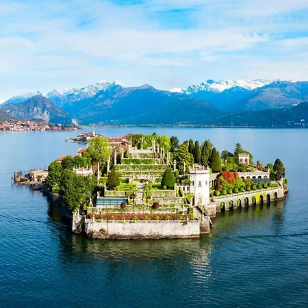 شقة Laura'S Cozy Apartment: With Balcony, Lift, Parking In Stresa Centre - Happy Rentals ستريزا